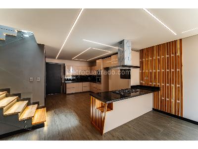 Casa de 3 alcobas en venta en Llanogrande, Rionegro, 204 m² · foto 4 de 20