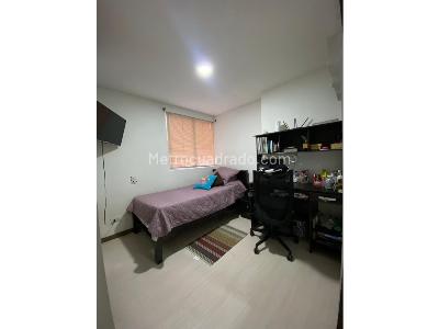 Apartamento de 3 alcobas en venta en El Poblado, Medellín, 157 m² · foto 12 de 20
