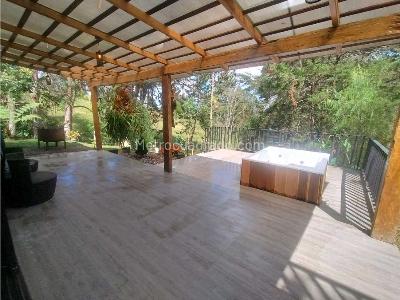Casa de 3 alcobas en venta en Vereda La Mosquita, Rionegro, 900 m² · foto 3 de 20
