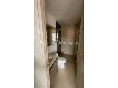 Apartamento de 3 alcobas en venta en Sabaneta, Sabaneta, 80 m² · foto 11 de 16