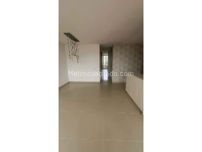 Apartamento de 3 alcobas en venta en Sabaneta, Sabaneta, 80 m² · foto 3 de 16