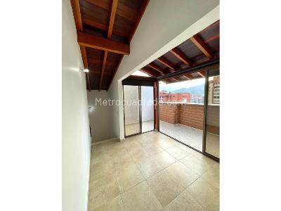 Apartamento en venta en Envigado, Medellín · foto 3 de 15