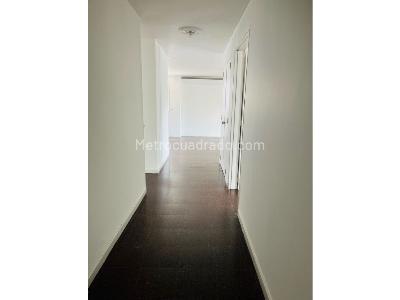 Apartamento en venta en Medellin, Medellín · foto 3 de 16