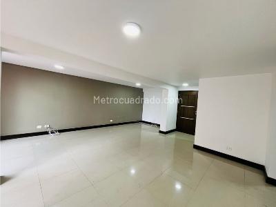 Apartamento en venta en Castropol, Medellín · foto 6 de 18