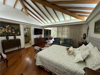 Casa de 3 alcobas en venta en El Poblado, Medellín, 355 m² · foto 8 de 20
