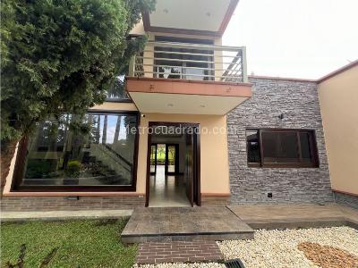 Casa de 5 alcobas en venta en Via San Antonio La Ceja, Rionegro, 580 m² · foto 2 de 20