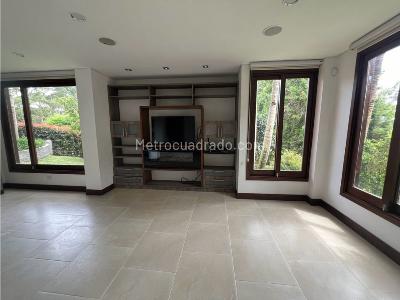 Casa de 5 alcobas en venta en Via San Antonio La Ceja, Rionegro, 580 m² · foto 7 de 20
