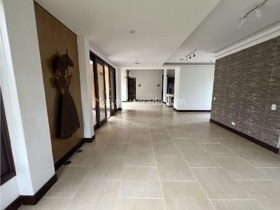 Casa de 5 alcobas en venta en Via San Antonio La Ceja, Rionegro, 580 m² · foto 8 de 20