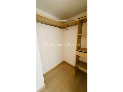 Apartamento en venta en Loma De Las Brujas, Envigado · foto 8 de 13