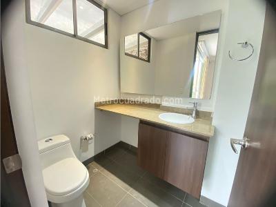 Apartamento de 2 alcobas en venta en Llanogrande, Rionegro, 115 m² · foto 7 de 12