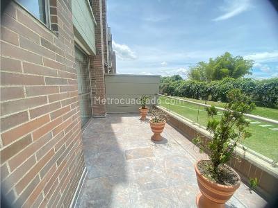Apartamento de 2 alcobas en venta en Llanogrande, Rionegro, 115 m² · foto 9 de 12
