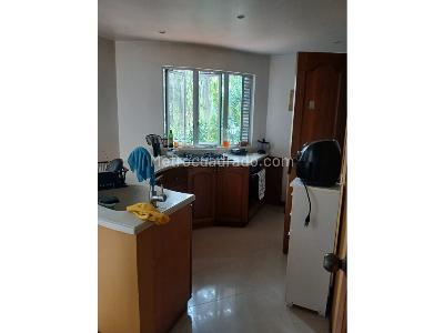 Casa de 5 alcobas en venta en Sabaneta, Sabaneta, 285 m² · foto 8 de 20