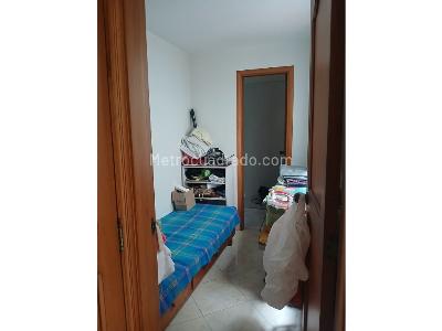 Casa de 5 alcobas en venta en Sabaneta, Sabaneta, 285 m² · foto 13 de 20
