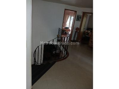 Casa de 5 alcobas en venta en Sabaneta, Sabaneta, 285 m² · foto 14 de 20