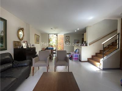 Casa de 4 alcobas en venta en Gualanday, Rionegro, 145 m² · foto 3 de 20