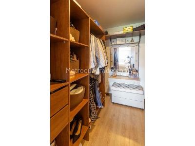 Apartamento de 3 alcobas en venta en El Poblado, Medellín, 151 m² · foto 18 de 19