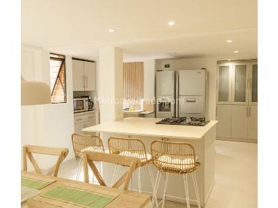 Apartamento de 3 alcobas en venta en El Poblado, Medellín, 160 m² · foto 3 de 12