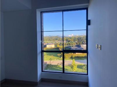 Apartamento de 3 alcobas en venta en Llanogrande, Rionegro, 145 m² · foto 3 de 15