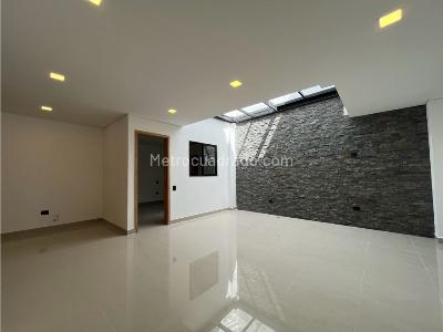Casa de 4 alcobas en venta en Gualanday, Rionegro, 220 m² · foto 5 de 19