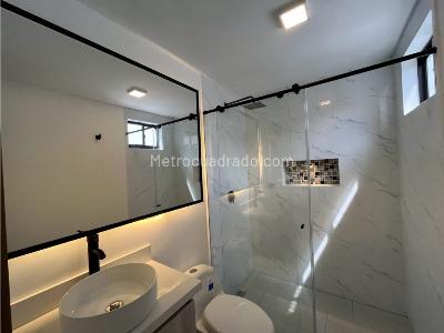Casa de 4 alcobas en venta en Gualanday, Rionegro, 220 m² · foto 9 de 19