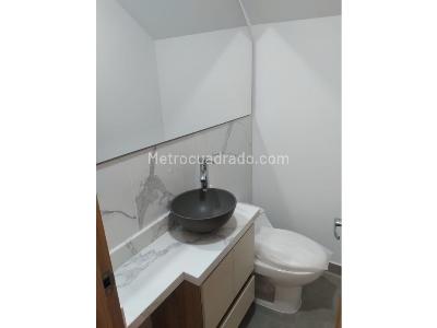 Casa de 4 alcobas en venta en Llanogrande, Rionegro, 178 m² · foto 3 de 11