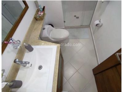 Apartamento de 3 alcobas en venta en Sabaneta, Sabaneta, 161 m² · foto 14 de 20