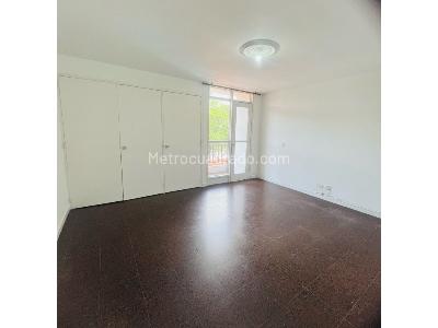 Apartamento en venta en Medellin, Medellín · foto 2 de 16