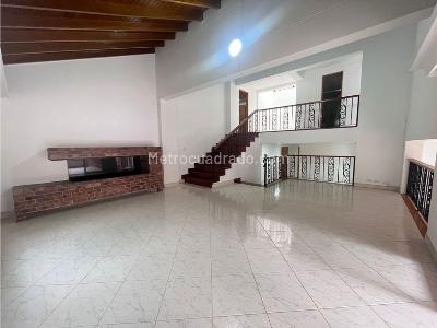 Casa de 3 alcobas en venta en El Poblado, Medellín, 261 m² · foto 5 de 20