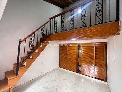 Casa de 3 alcobas en venta en El Poblado, Medellín, 261 m² · foto 13 de 20
