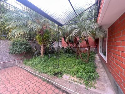 Casa de 3 alcobas en venta en El Poblado, Medellín, 261 m² · foto 20 de 20