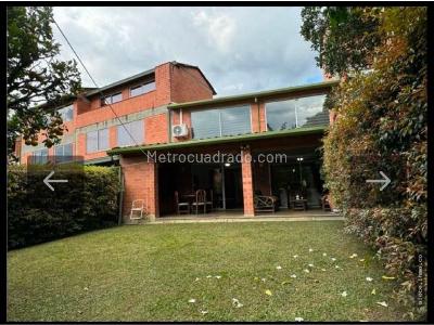 Casa de 3 alcobas en venta en El Chocho, Envigado, 290 m² · foto 20 de 20