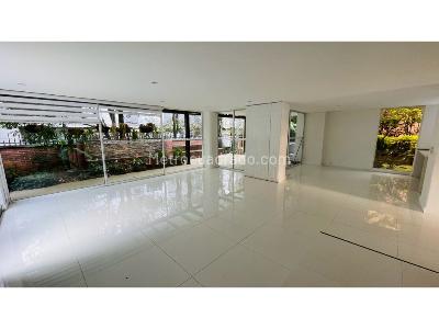 Casa de 4 alcobas en venta en Envigado, Envigado, 300 m² · foto 3 de 11