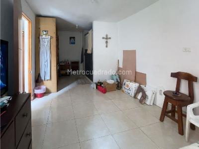 Casa de 5 alcobas en venta en Belen, Medellín, 260 m² · foto 10 de 13