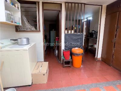 Casa de 5 alcobas en venta en Belen, Medellín, 260 m² · foto 5 de 13
