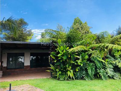Casa de 3 alcobas en venta en Via Rionegro La Ceja, Rionegro, 1400 m² · foto 3 de 14