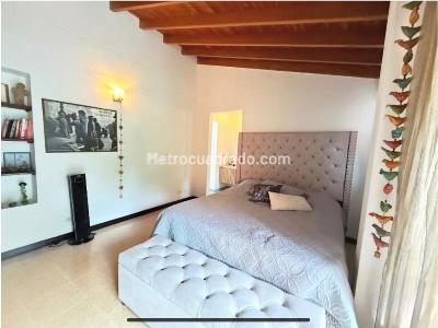 Casa de 3 alcobas en venta en Sebastiana, Envigado, 240 m² · foto 10 de 14