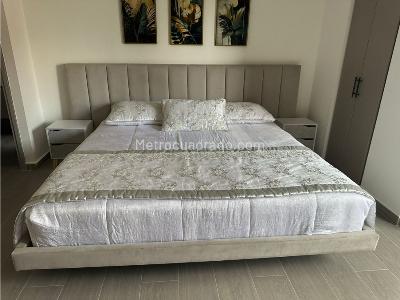 Apartamento en venta en El Poblado, Medellín · foto 3 de 20