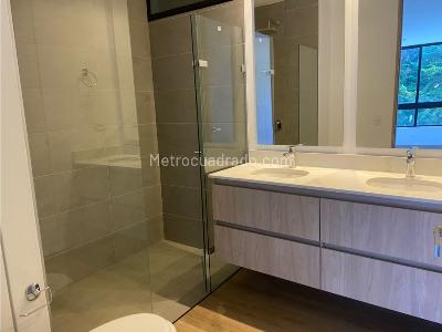 Apartamento de 2 alcobas en venta en Sajonia, Rionegro, 126 m² · foto 6 de 14