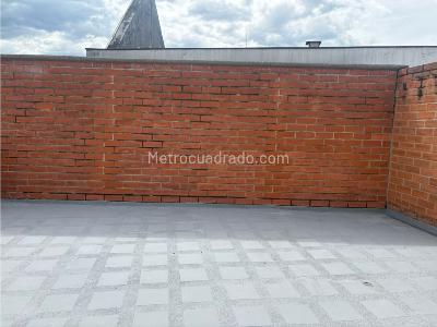 Apartamento de 2 alcobas en venta en El Poblado, Medellín, 127 m² · foto 17 de 18