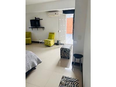Apartamento de 2 alcobas en venta en El Poblado, Medellín, 127 m² · foto 7 de 18