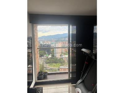 Apartamento de 2 alcobas en venta en El Poblado, Medellín, 127 m² · foto 9 de 18