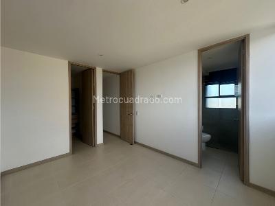 Apartamento de 2 alcobas en venta en Barro Blanco, Rionegro, 66 m² · foto 4 de 12