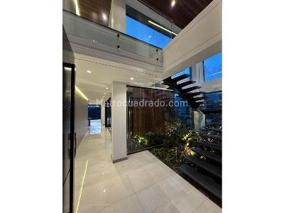 Casa de 4 alcobas en venta en Alto De Las Palmas, Medellín, 1071 m² · foto 3 de 20