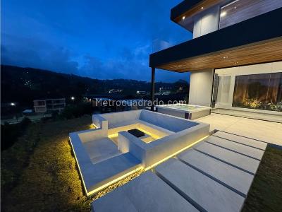 Casa de 4 alcobas en venta en Alto De Las Palmas, Medellín, 1071 m² · foto 10 de 20