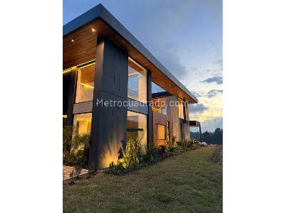 Casa de 4 alcobas en venta en Alto De Las Palmas, Medellín, 1071 m² · foto 17 de 20