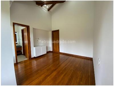 Casa de 4 alcobas en venta en Llanogrande, Rionegro · foto 16 de 20
