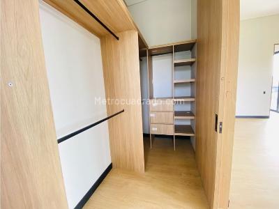 Casa de 5 alcobas en venta en Llanogrande, Rionegro, 614 m² · foto 10 de 20