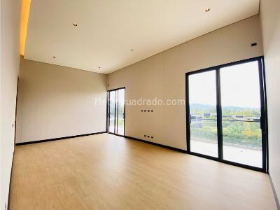 Casa de 5 alcobas en venta en Llanogrande, Rionegro, 614 m² · foto 15 de 20