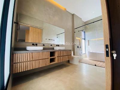 Casa de 5 alcobas en venta en Llanogrande, Rionegro, 614 m² · foto 16 de 20