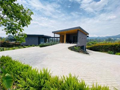 Casa de 5 alcobas en venta en Llanogrande, Rionegro, 614 m² · foto 18 de 20